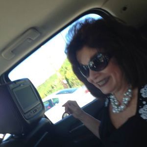 Meet your Posher, Yola